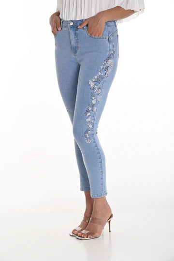 FRANK LYMAN EMBELLISHED BLUE JEANS STYLE 256827U